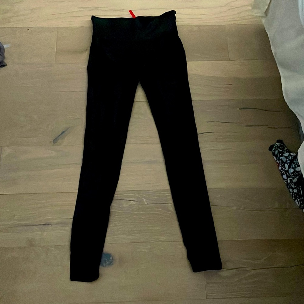 Like new Spanx Black faux leather legging